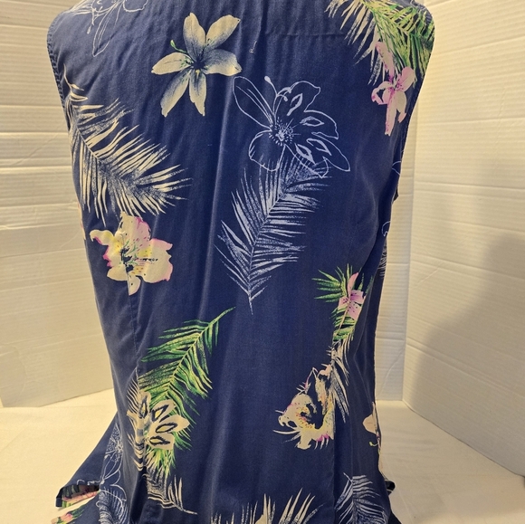 LIZ CLAIBORNE 100% Silk Shirt Sz L Blue Floral Casual Fresh Vacation Sleeveless - Picture 3 of 9
